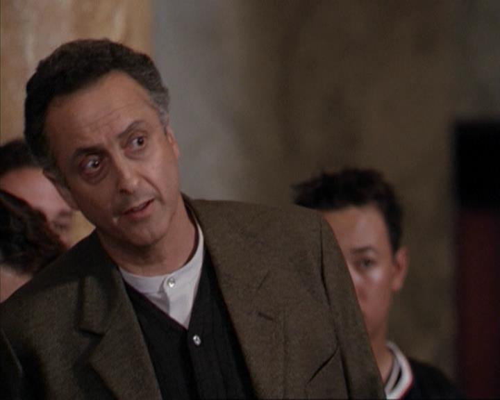Charmed-Online-dot-net_207TheyreEverywhere0057.jpg
