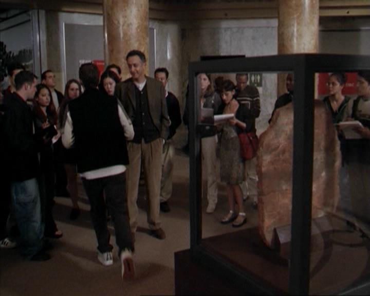 Charmed-Online-dot-net_207TheyreEverywhere0060.jpg
