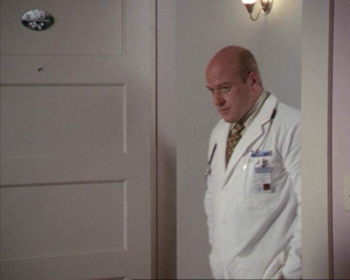 Charmed-Online-dot-net_207TheyreEverywhere0103.jpg