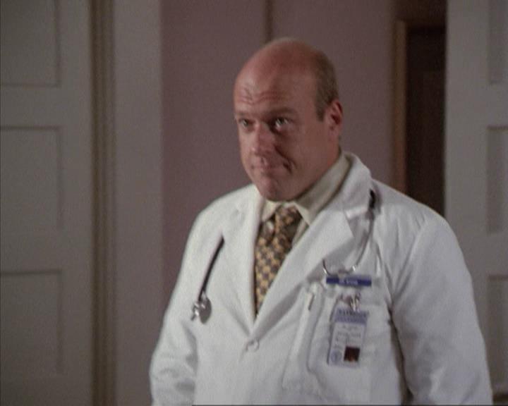 Charmed-Online-dot-net_207TheyreEverywhere0106.jpg