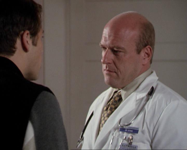 Charmed-Online-dot-net_207TheyreEverywhere0123.jpg