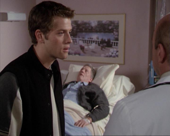 Charmed-Online-dot-net_207TheyreEverywhere0126.jpg