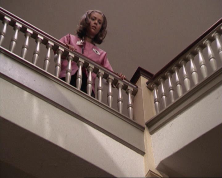 Charmed-Online-dot-net_207TheyreEverywhere0143.jpg