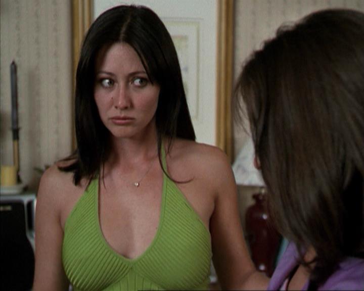 Charmed-Online-dot-net_207TheyreEverywhere0187.jpg