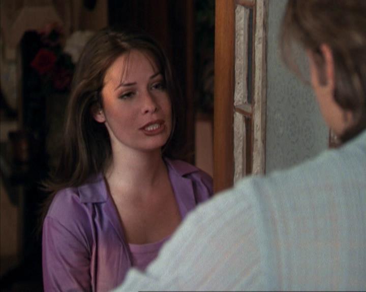 Charmed-Online-dot-net_207TheyreEverywhere0247.jpg