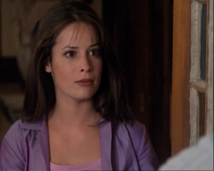 Charmed-Online-dot-net_207TheyreEverywhere0257.jpg