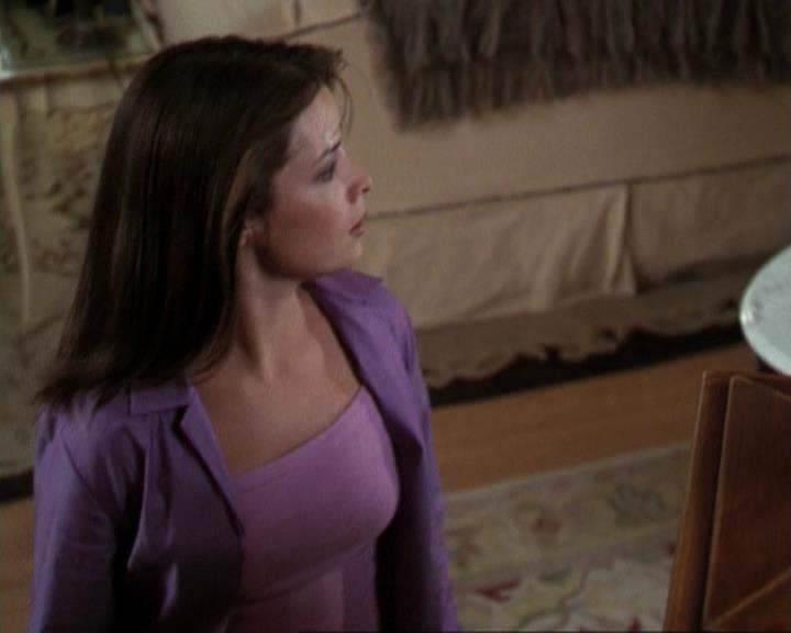 Charmed-Online-dot-net_207TheyreEverywhere0266.jpg
