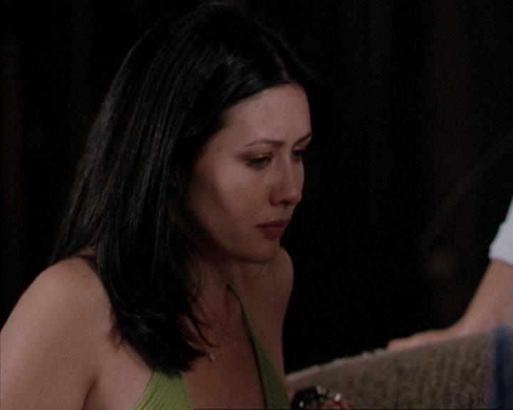 Charmed-Online-dot-net_207TheyreEverywhere0469.jpg Charmed-Online-dot-net_207TheyreEverywhere0469.jpg