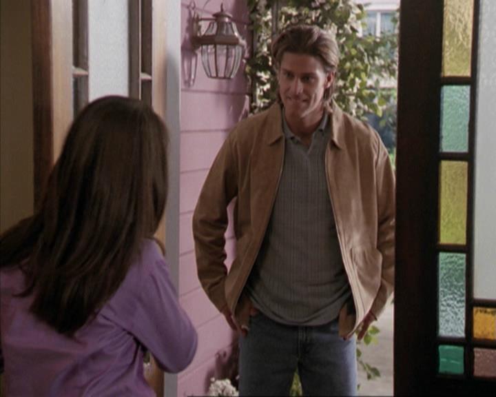 Charmed-Online-dot-net_207TheyreEverywhere0581.jpg