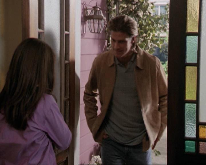 Charmed-Online-dot-net_207TheyreEverywhere0583.jpg