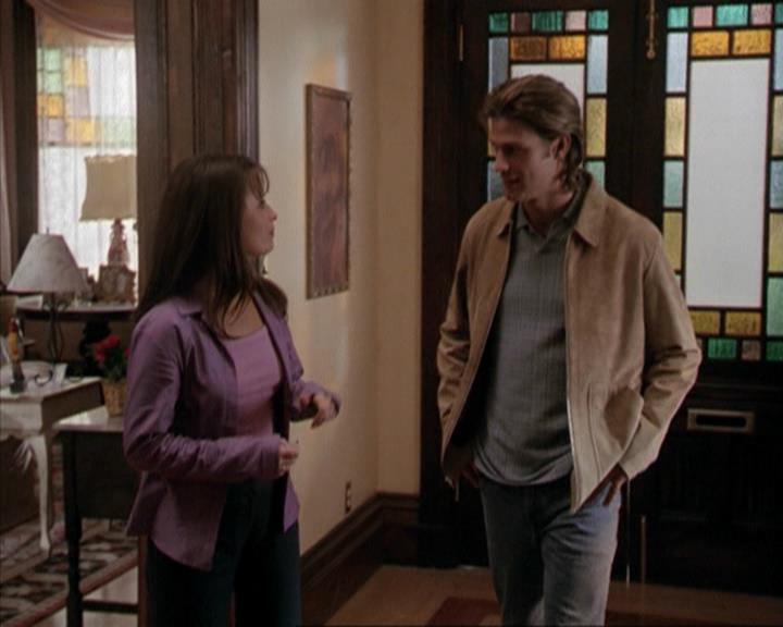 Charmed-Online-dot-net_207TheyreEverywhere0590.jpg