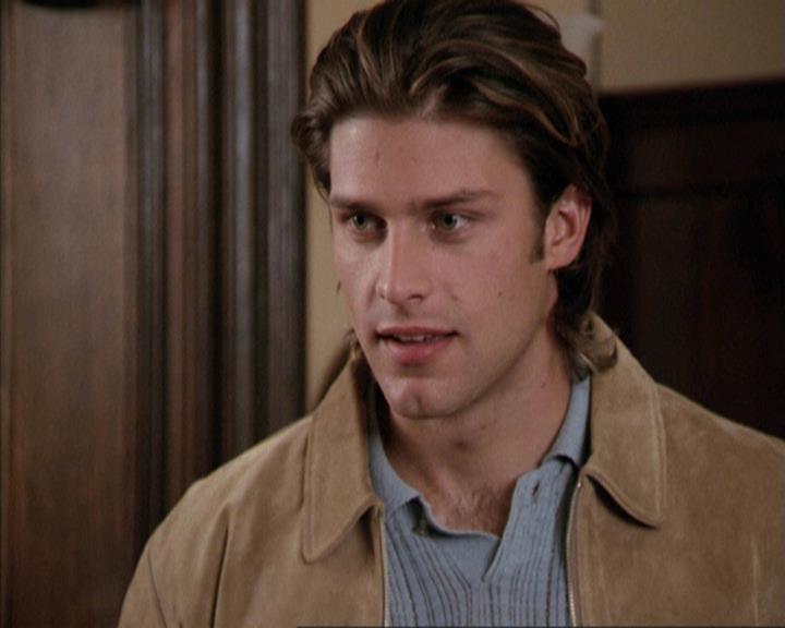 Charmed-Online-dot-net_207TheyreEverywhere0617.jpg