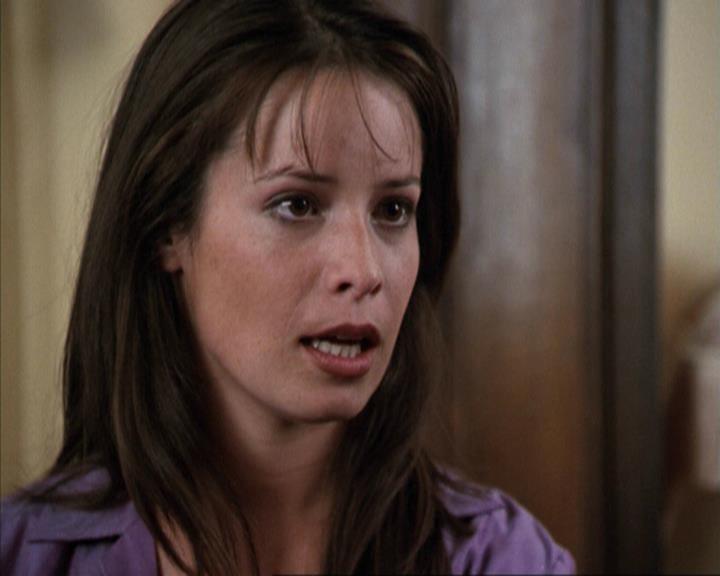 Charmed-Online-dot-net_207TheyreEverywhere0639.jpg