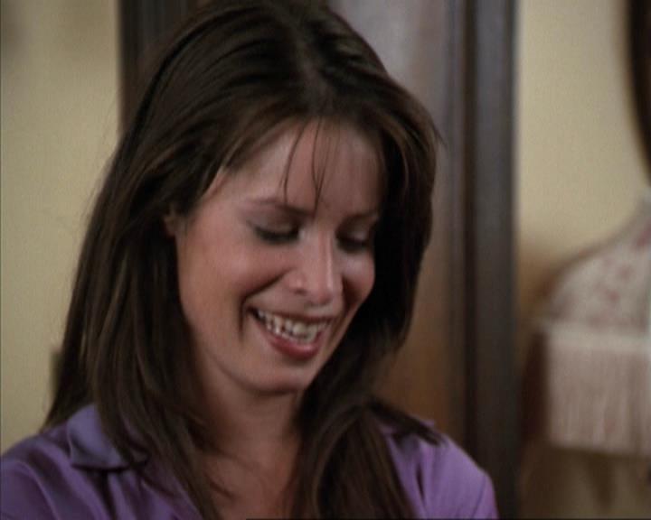 Charmed-Online-dot-net_207TheyreEverywhere0643.jpg