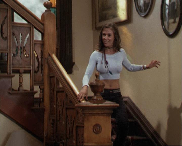 Charmed-Online-dot-net_207TheyreEverywhere0651.jpg