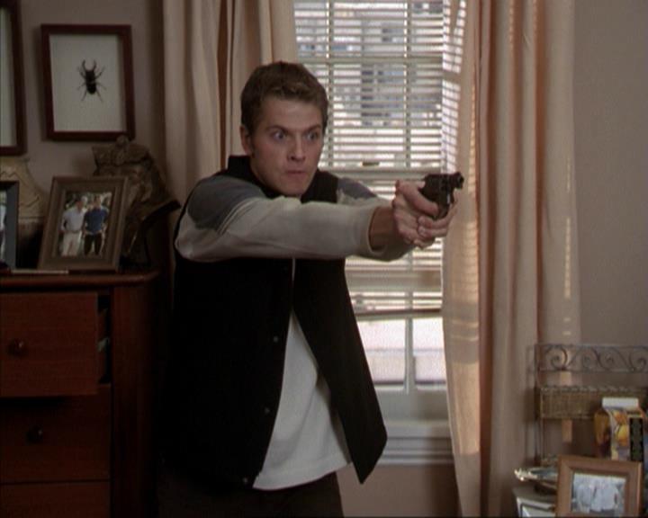 Charmed-Online-dot-net_207TheyreEverywhere0757.jpg