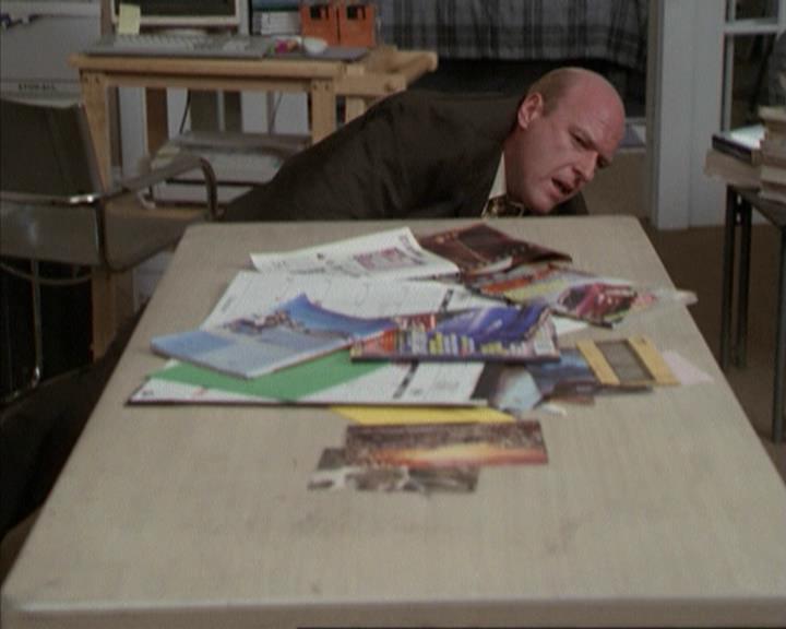 Charmed-Online-dot-net_207TheyreEverywhere0764.jpg