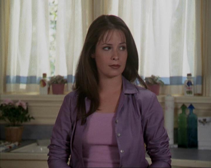 Charmed-Online-dot-net_207TheyreEverywhere0794.jpg