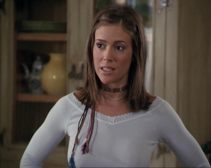 Charmed-Online-dot-net_207TheyreEverywhere0795.jpg