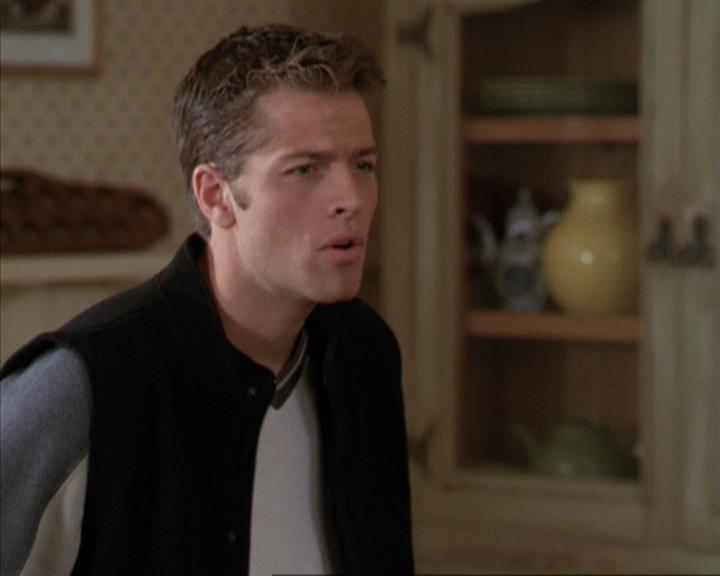 Charmed-Online-dot-net_207TheyreEverywhere0824.jpg