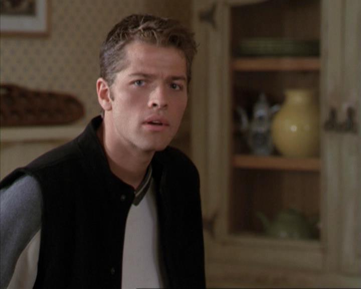 Charmed-Online-dot-net_207TheyreEverywhere0827.jpg