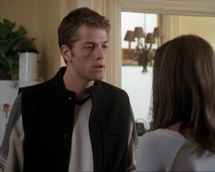 Charmed-Online-dot-net_207TheyreEverywhere0841.jpg