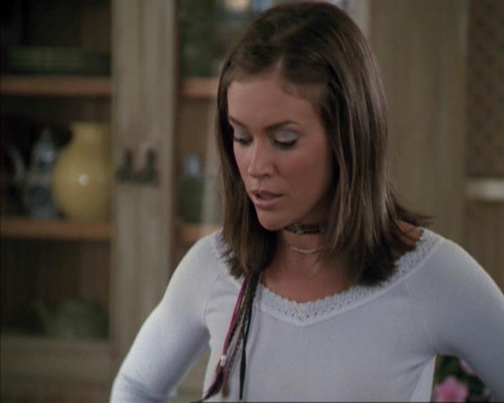 Charmed-Online-dot-net_207TheyreEverywhere0871.jpg Charmed-Online-dot-net_207TheyreEverywhere0871.jpg