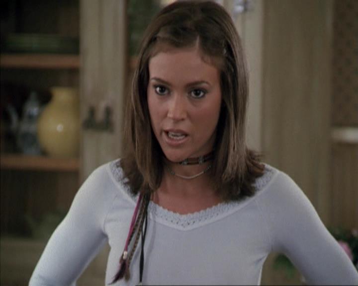 Charmed-Online-dot-net_207TheyreEverywhere0873.jpg Charmed-Online-dot-net_207TheyreEverywhere0873.jpg