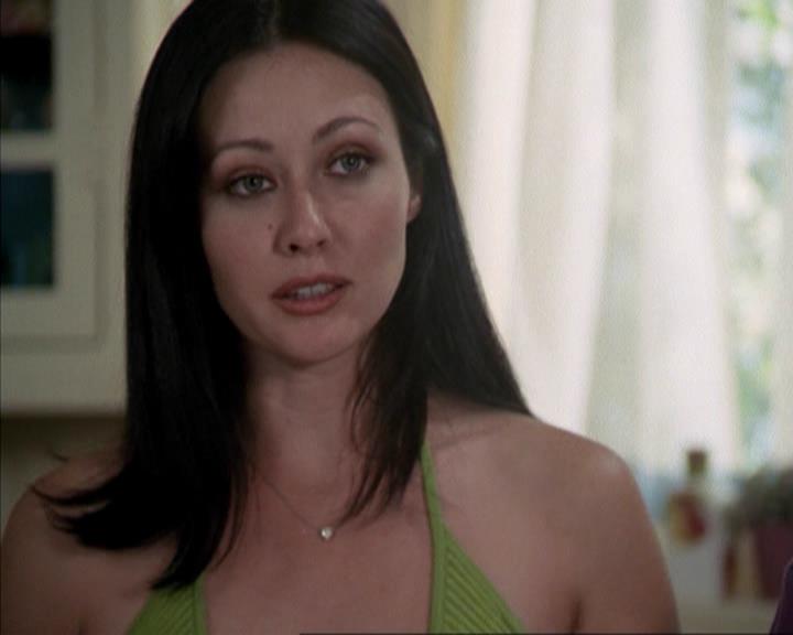 Charmed-Online-dot-net_207TheyreEverywhere0891.jpg