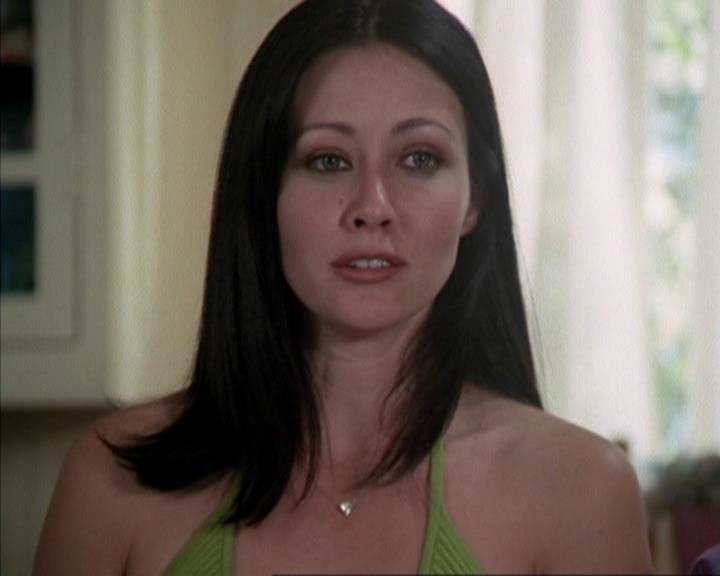 Charmed-Online-dot-net_207TheyreEverywhere0896.jpg