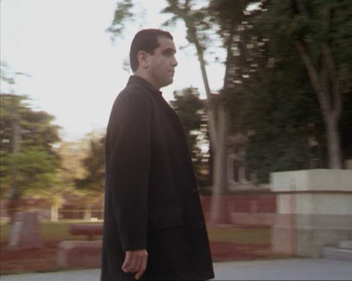 Charmed-Online-dot-net_207TheyreEverywhere0974.jpg