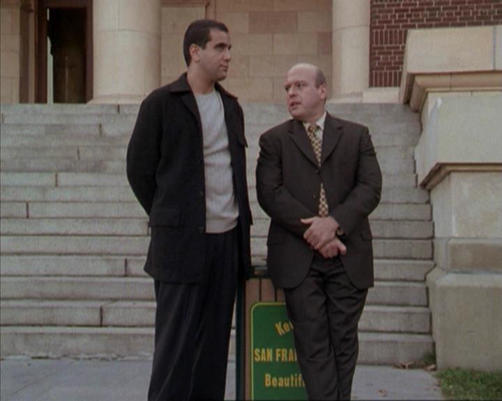 Charmed-Online-dot-net_207TheyreEverywhere0989.jpg