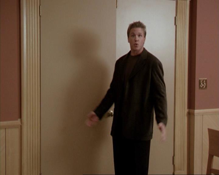 Charmed-Online-dot-net_207TheyreEverywhere1012.jpg