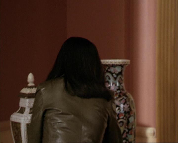 Charmed-Online-dot-net_207TheyreEverywhere1028.jpg