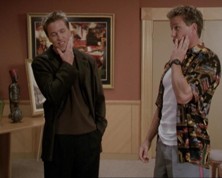 Charmed-Online-dot-net_207TheyreEverywhere1141.jpg