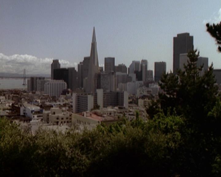 Charmed-Online-dot-net_207TheyreEverywhere1250.jpg