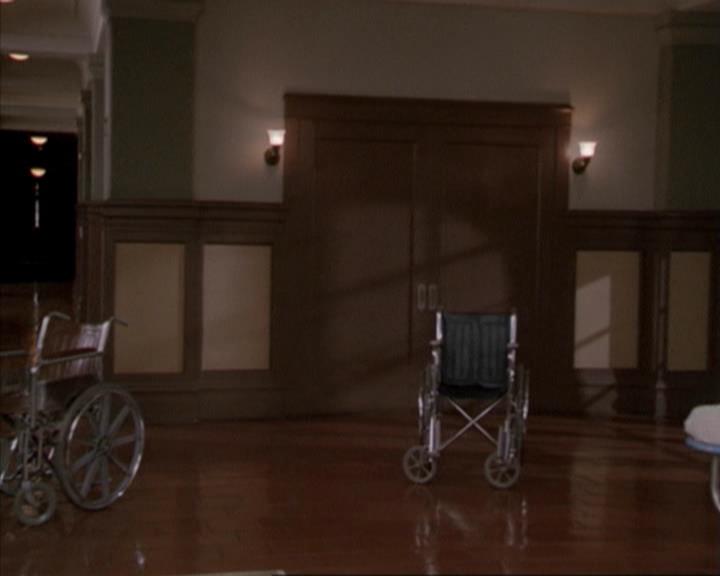 Charmed-Online-dot-net_207TheyreEverywhere1264.jpg