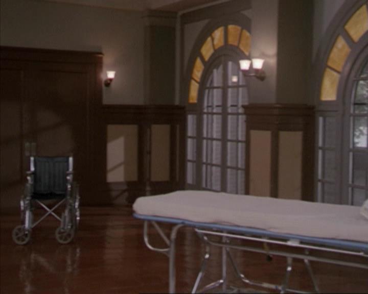 Charmed-Online-dot-net_207TheyreEverywhere1266.jpg