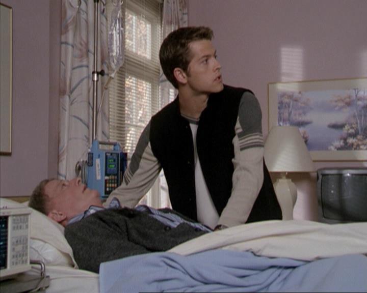 Charmed-Online-dot-net_207TheyreEverywhere1307.jpg