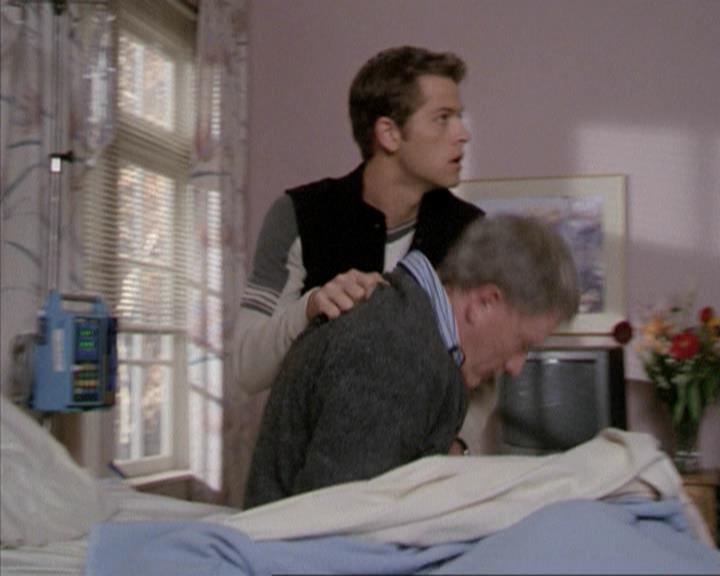 Charmed-Online-dot-net_207TheyreEverywhere1309.jpg