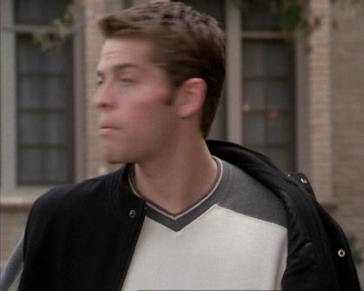 Charmed-Online-dot-net_207TheyreEverywhere1356.jpg