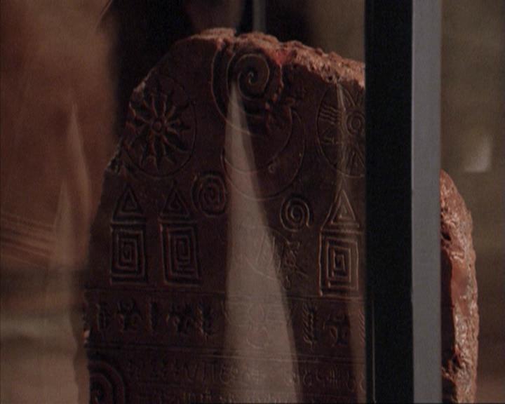 Charmed-Online-dot-net_207TheyreEverywhere1446.jpg