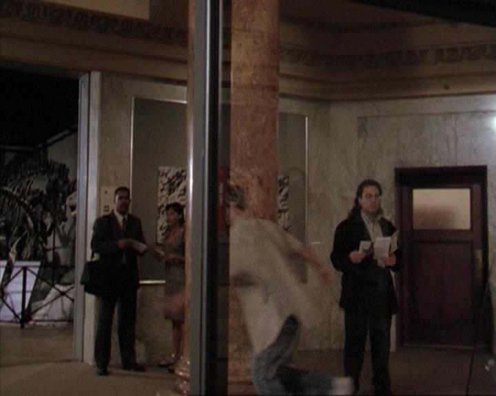 Charmed-Online-dot-net_207TheyreEverywhere1487.jpg