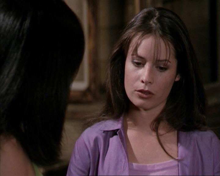 Charmed-Online-dot-net_207TheyreEverywhere1564.jpg