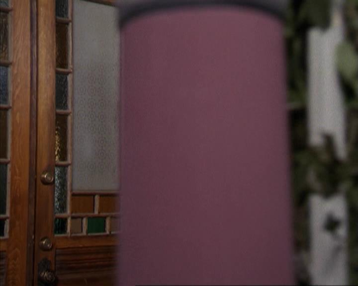 Charmed-Online-dot-net_207TheyreEverywhere1584.jpg