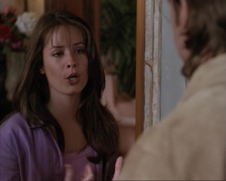 Charmed-Online-dot-net_207TheyreEverywhere1598.jpg