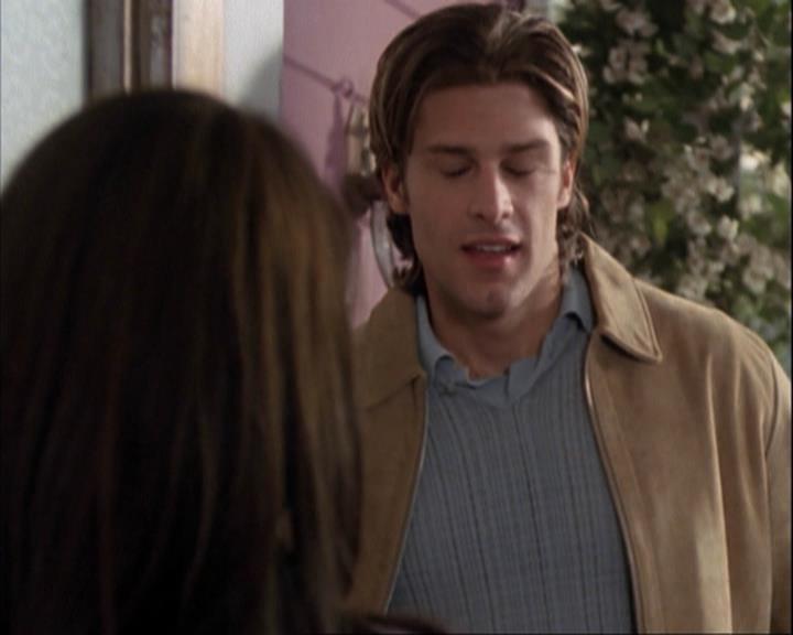 Charmed-Online-dot-net_207TheyreEverywhere1608.jpg