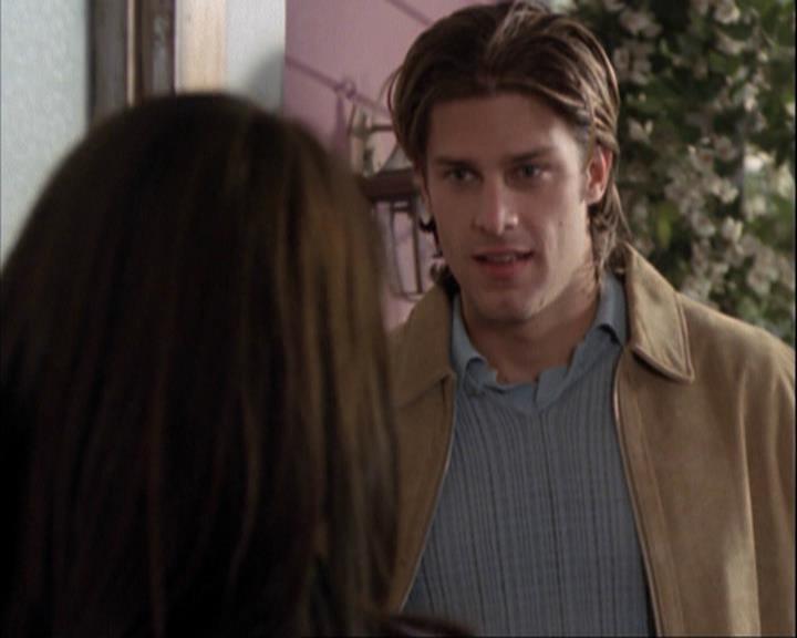 Charmed-Online-dot-net_207TheyreEverywhere1609.jpg