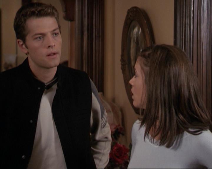Charmed-Online-dot-net_207TheyreEverywhere1632.jpg