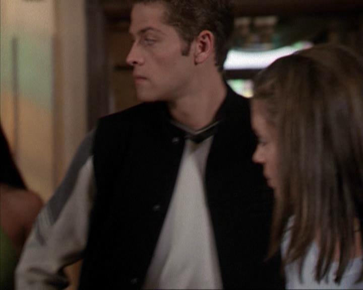Charmed-Online-dot-net_207TheyreEverywhere1635.jpg